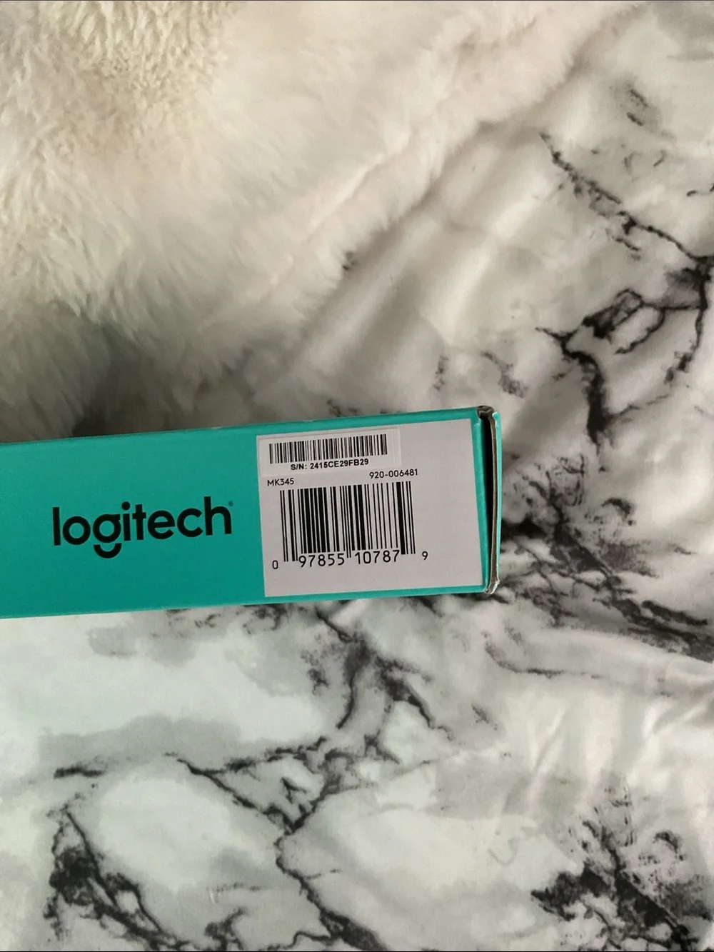 NIB Logitech Comfort Wireless Keyboard and Mouse Combo - Black